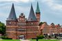 Historia y Encanto de la Ciudad de Lubeck desde Kiel