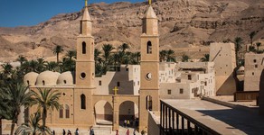 Visita al Monasterio de San Antonio en Zafarana