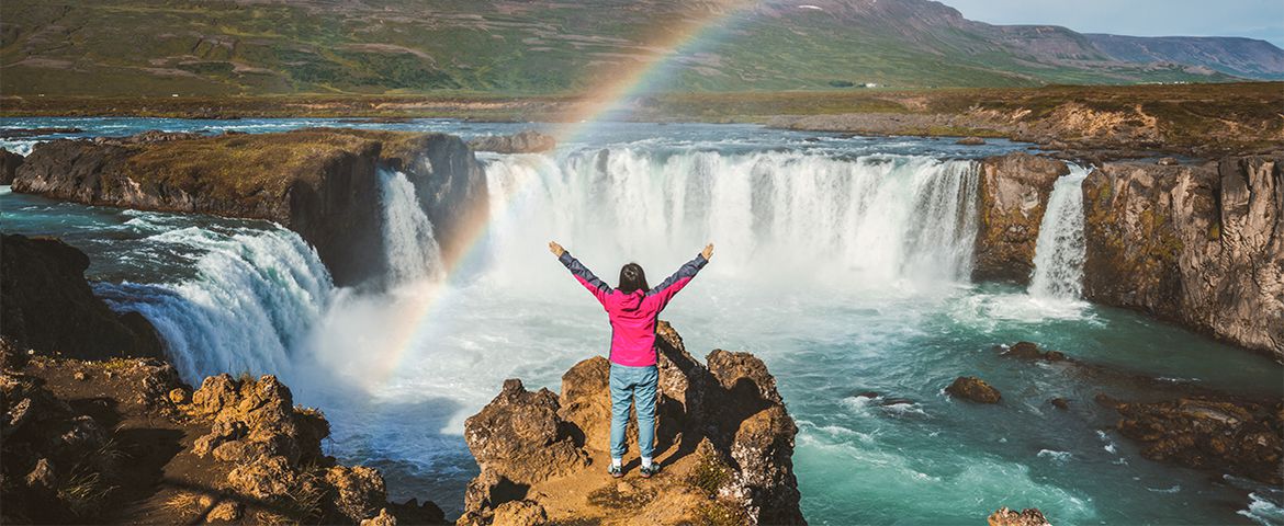 La Cascada de Godafoss, Akureyri y la casa de Papá Noel