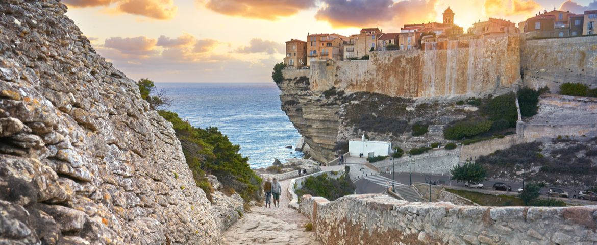 Visita de la Ciudad de Bonifacio