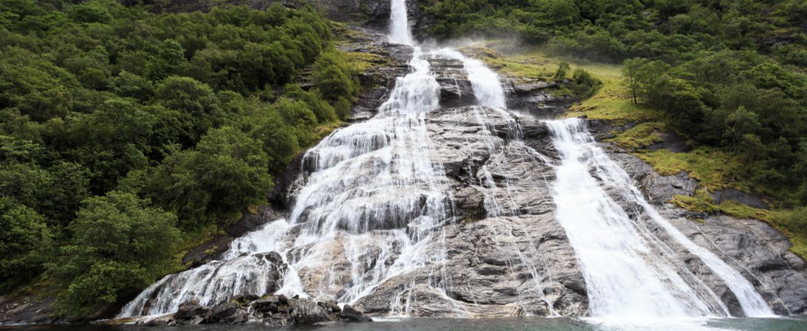 Flydal Gorge, Eagle Bend y vistas al Monte Dalsnibba