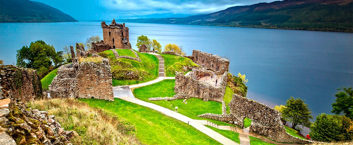Inverness, Castillos y Misterios