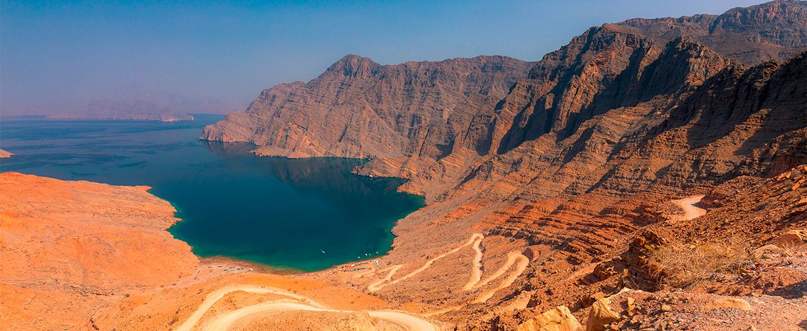 Paseo en Dhow por los Fiordos de Musandam