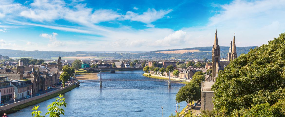 Inverness, Castillos y Misterios