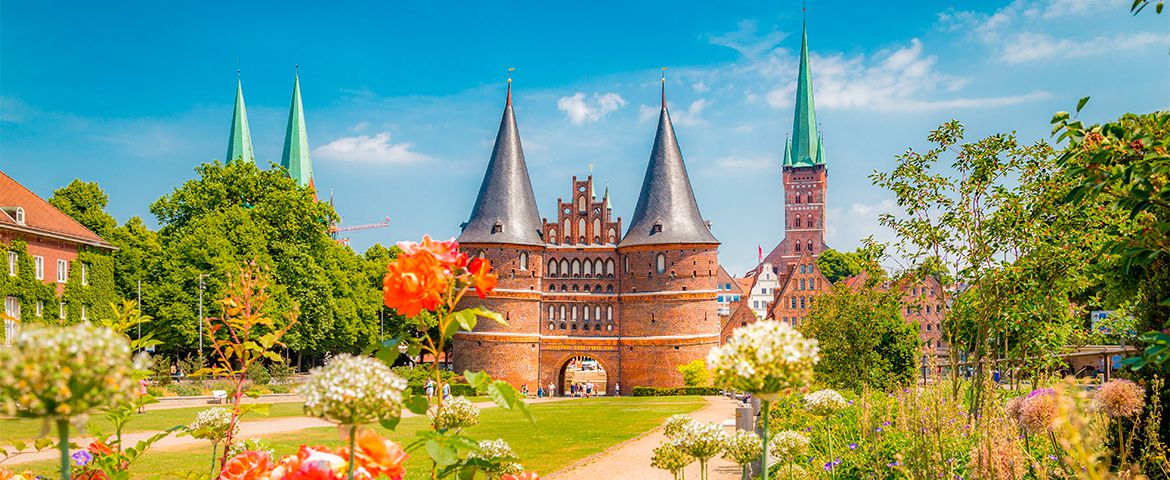 Historia y Encanto de la Ciudad de Lubeck desde Kiel