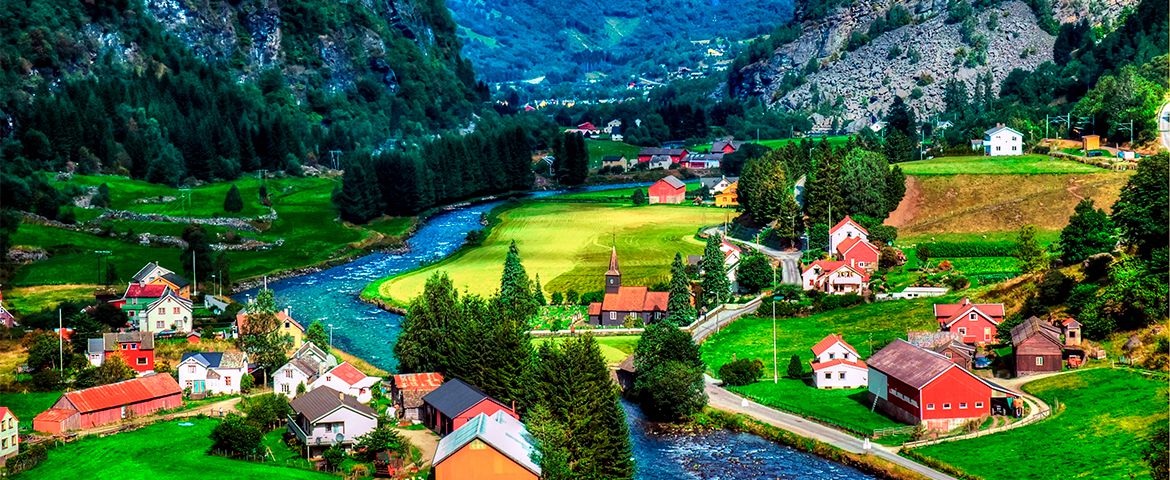 Eidfjord la Cascada de Vøringfossen y el centro Hardangervidda