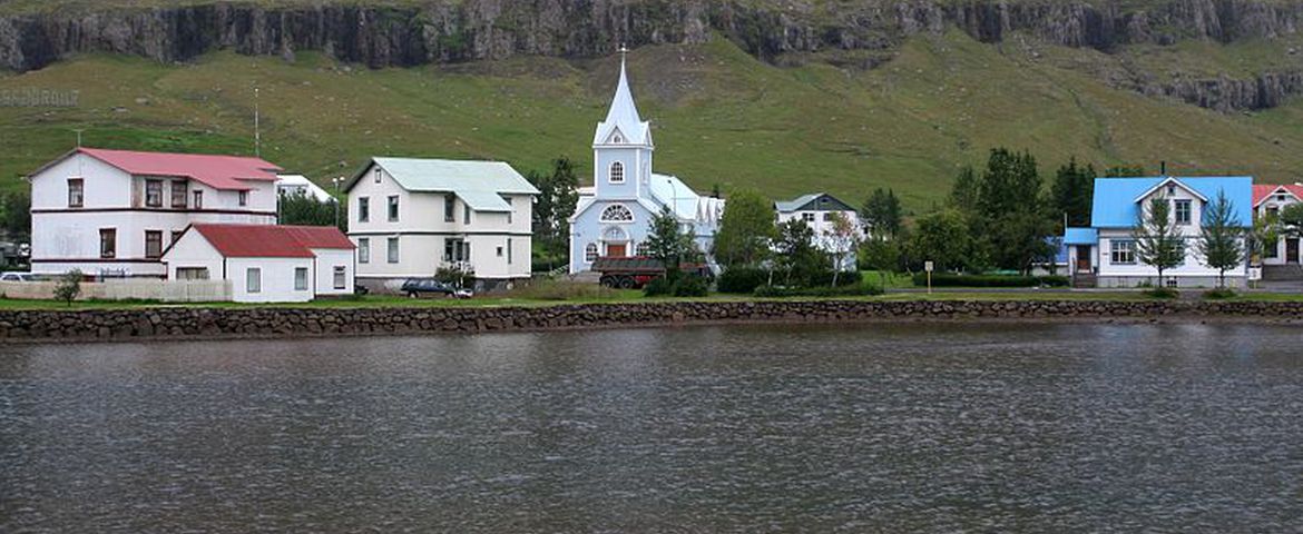 Seydisfjordur  Fiordos del Este y cataratas