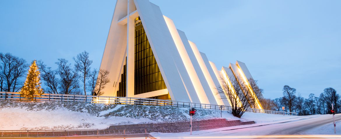 Visita a  la ciudad de Tromso y a la Isla Sommaroy