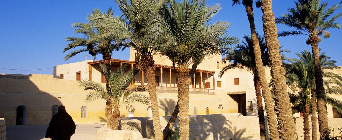 Visita al Monasterio de San Antonio en Zafarana