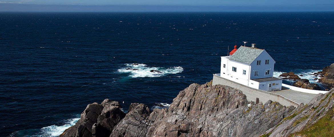 Descubre el Oeste Noruego: Playas, Miradores y Faros en un Recorrido Único