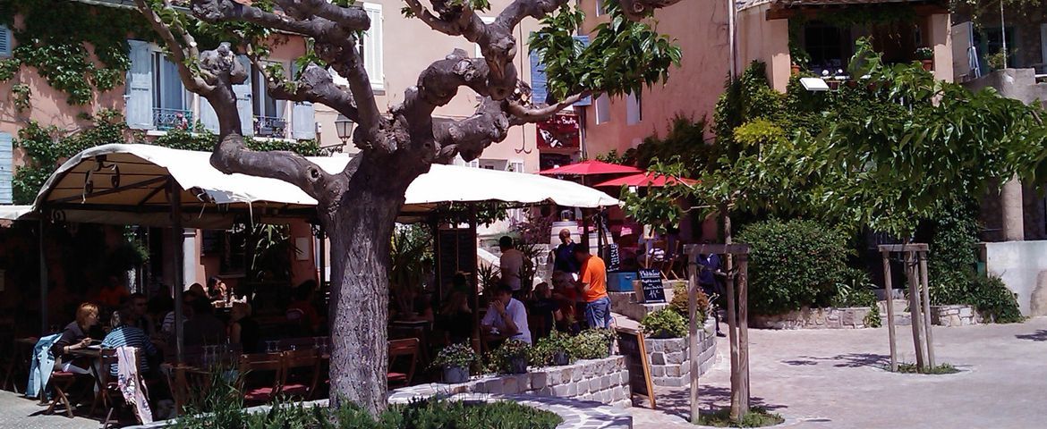 Pueblos Con Encanto Le Castellet y Sanary