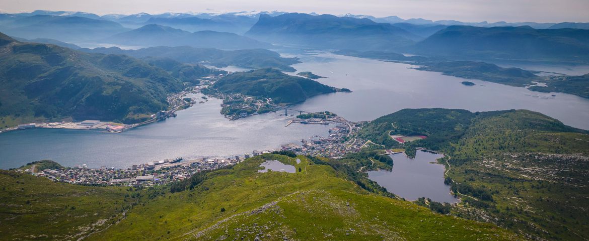 Descubre el Oeste Noruego: Playas y Miradores en un Recorrido Único - Imagen 2