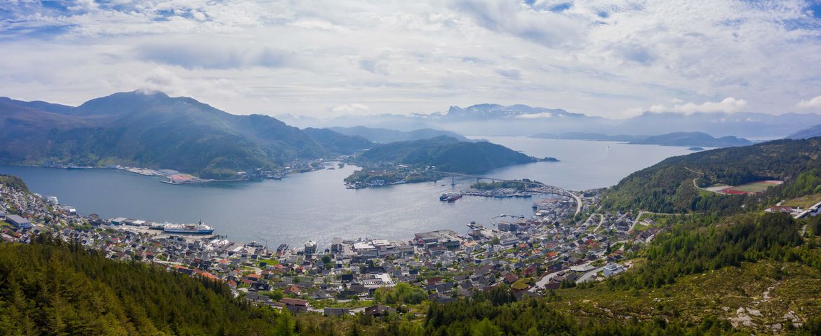 Descubre el Oeste Noruego: Playas y Miradores en un Recorrido Único - Imagen 4
