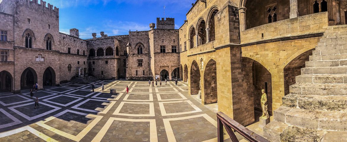 Rodas Paseo Panorámico y Casco Antiguo