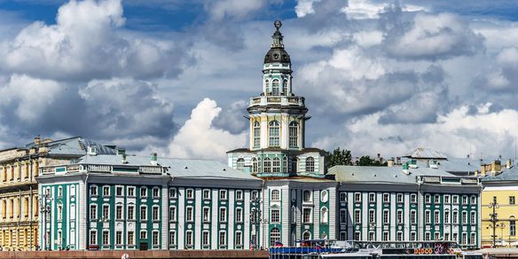San Petersburgo Dos Días y Puentes Levadizos