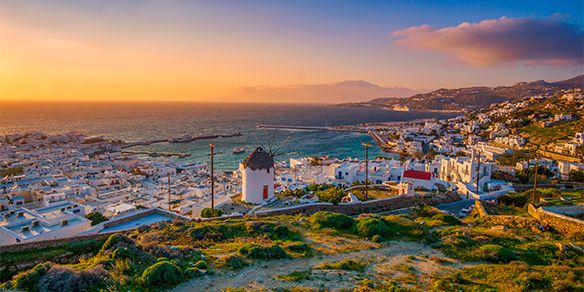 Mykonos Paseo nocturno a Pie